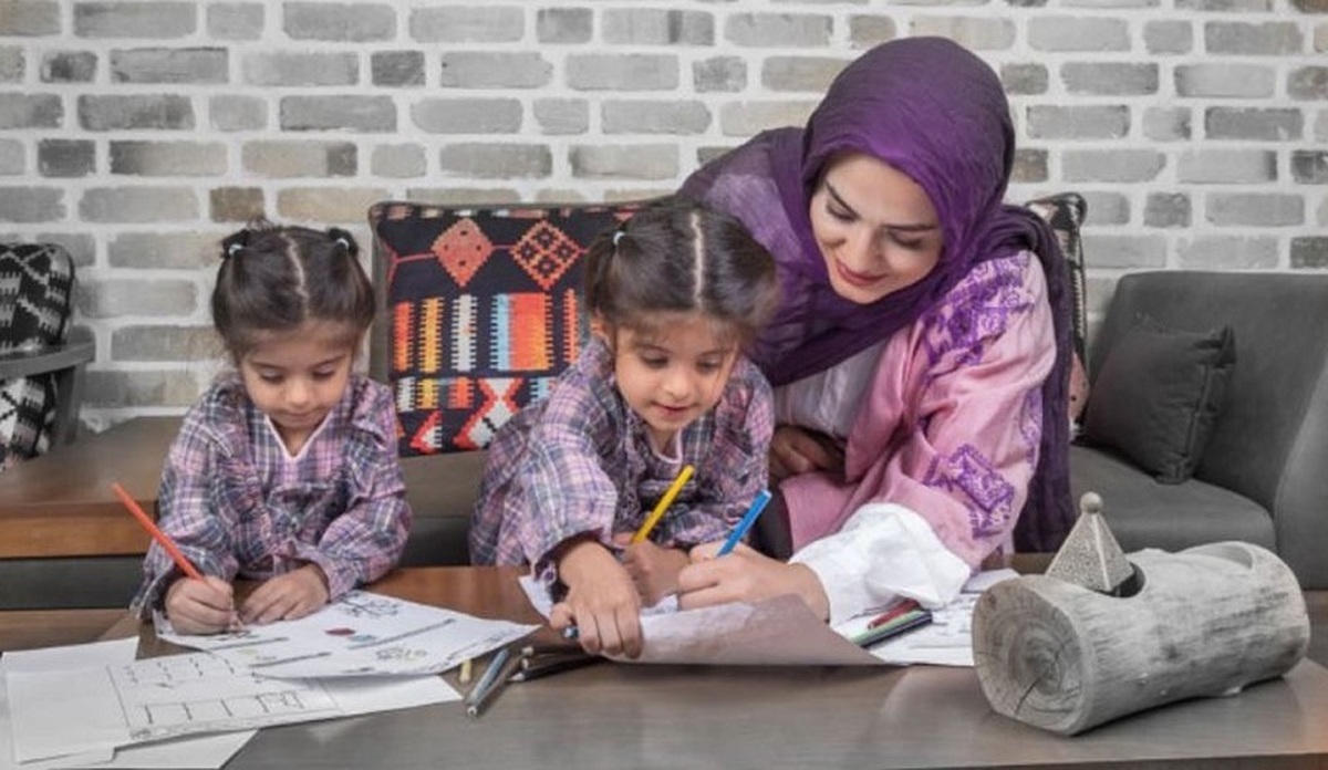 آیا به زنان خانه دار حقوق تعلق می گیرید؟ 2 وضعیت حقوقی زنان خانه دار